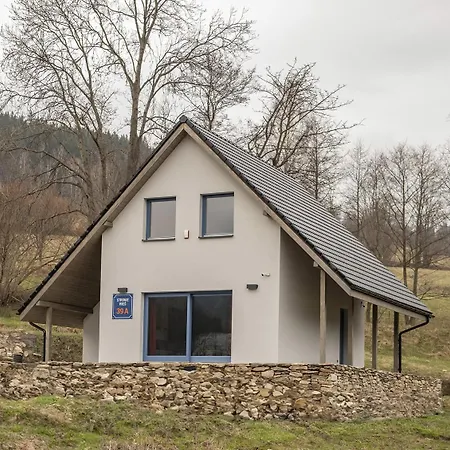Osada Niebieskich Drzwi Chalet *