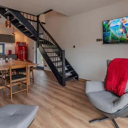 Osada Niebieskich Drzwi Domek alpejski