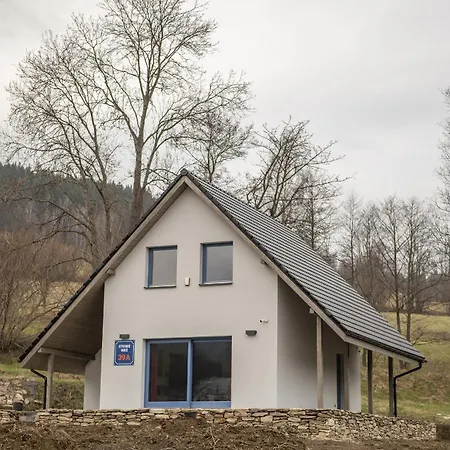 Osada Niebieskich Drzwi Chalet *