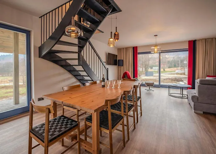 Osada Niebieskich Drzwi 39 A *