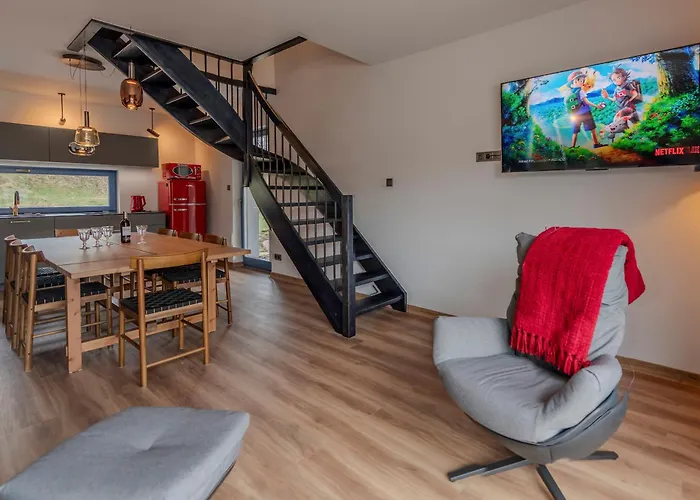 Osada Niebieskich Drzwi Domek alpejski