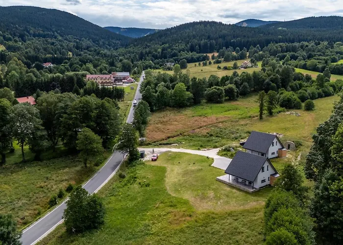 Osada Niebieskich Drzwi *