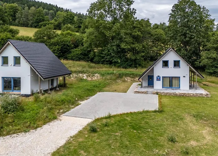 Osada Niebieskich Drzwi 39 A Stronie Slaskie