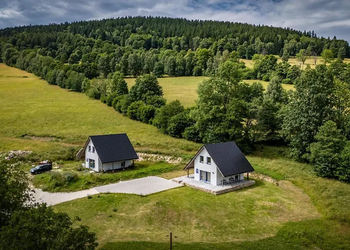 Osada Niebieskich Drzwi 39 A * Stronie Slaskie